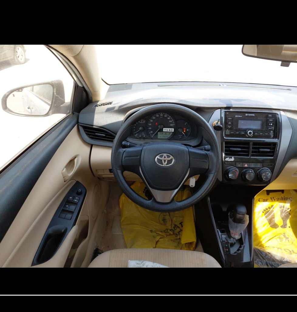 Toyota Yaris Y FLT  2021 image