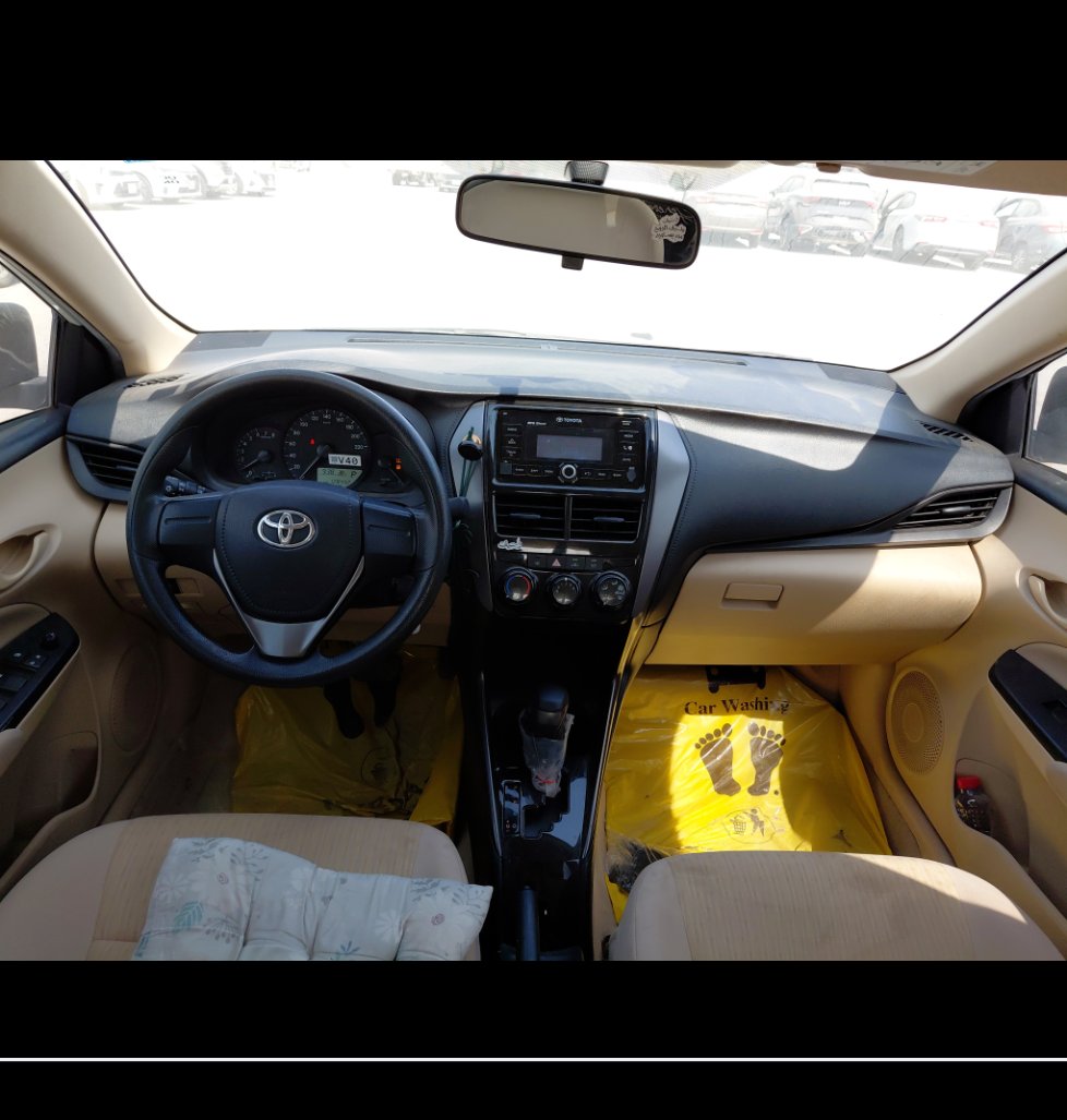 Toyota Yaris Y FLT  2021 image