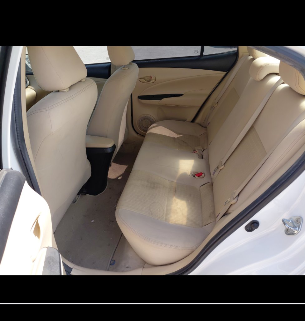 Toyota Yaris Y FLT  2021 image