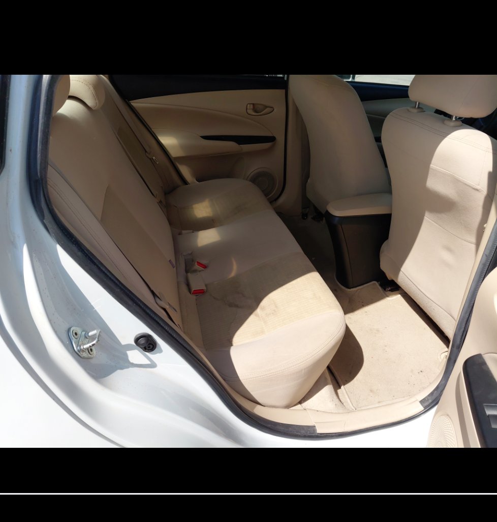 Toyota Yaris Y FLT  2021 image