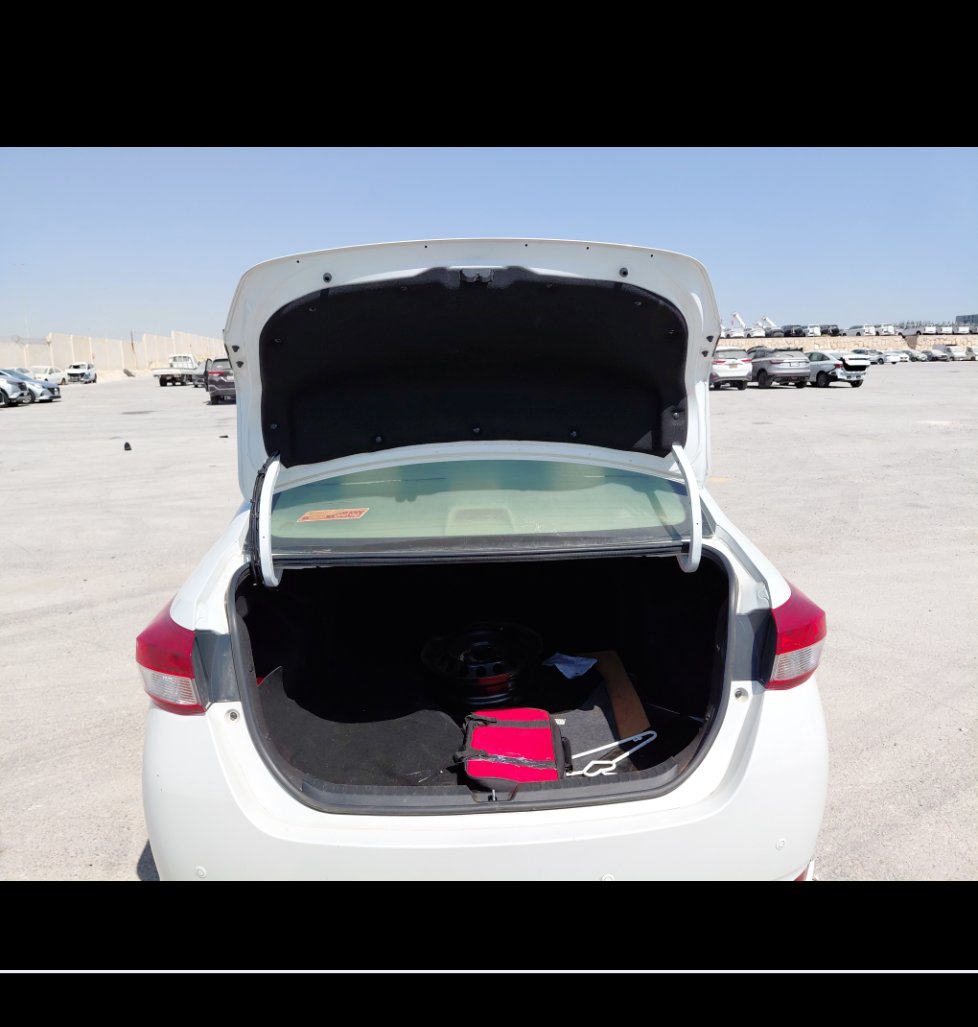 Toyota Yaris Y FLT  2021 image