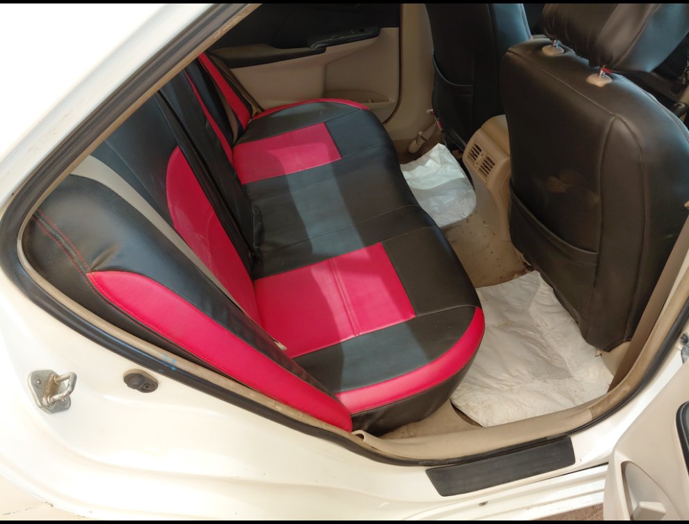 Toyota Camry GL 2015 image