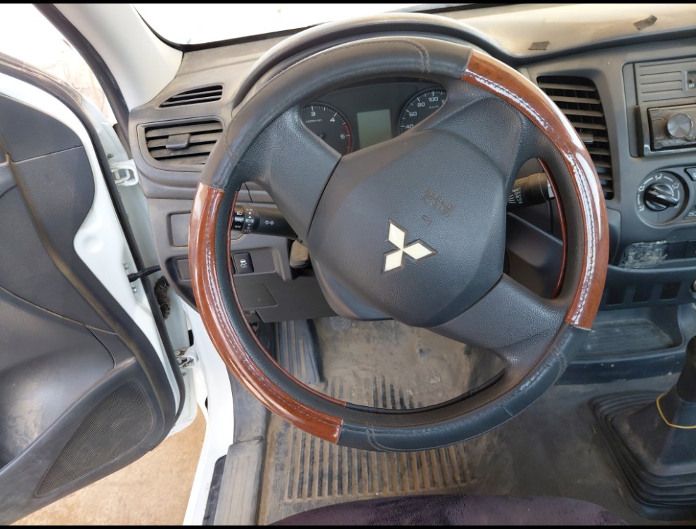 ميتسوبيشي L200  2023 image