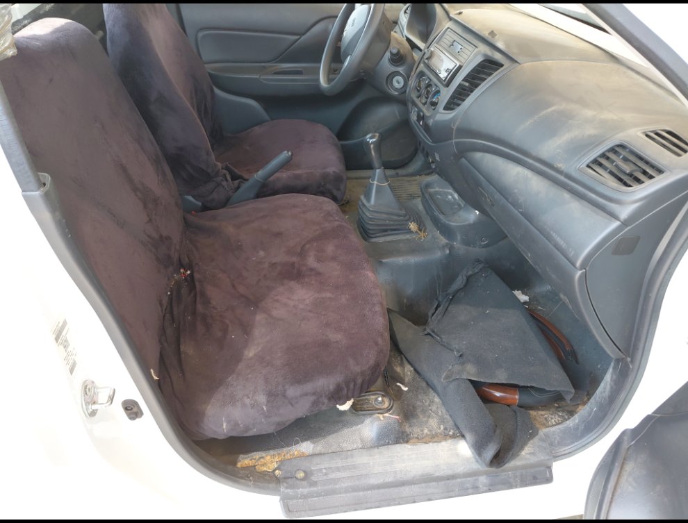 ميتسوبيشي L200  2023 image