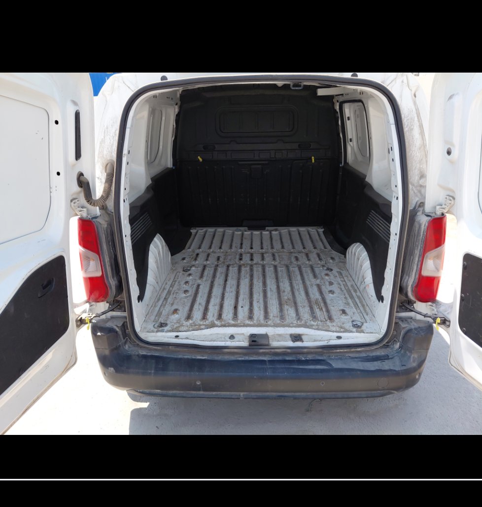 Peugeot  Partner  2023 image