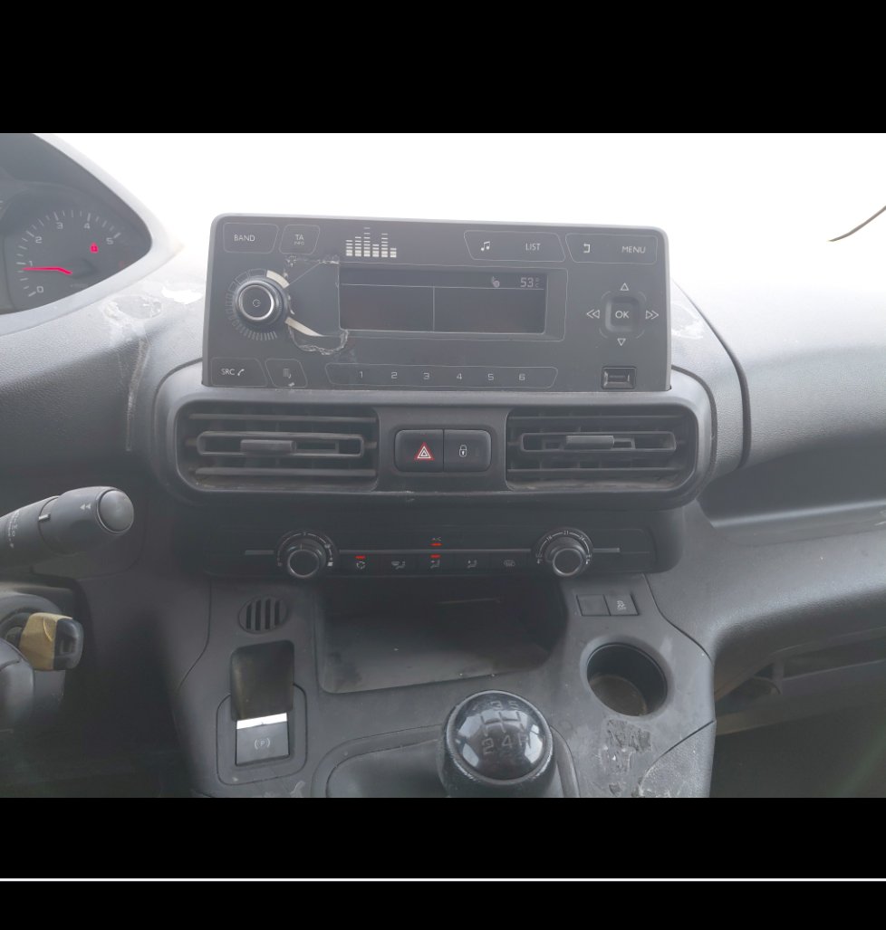 Peugeot  Partner  2021 image