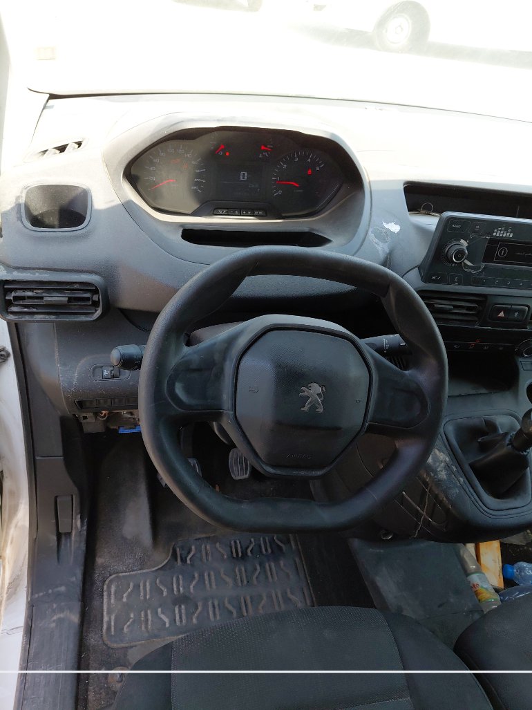 Peugeot  Partner  2021 image