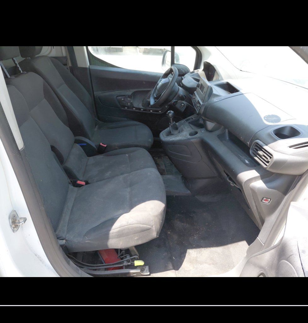 Peugeot  Partner  2021 image