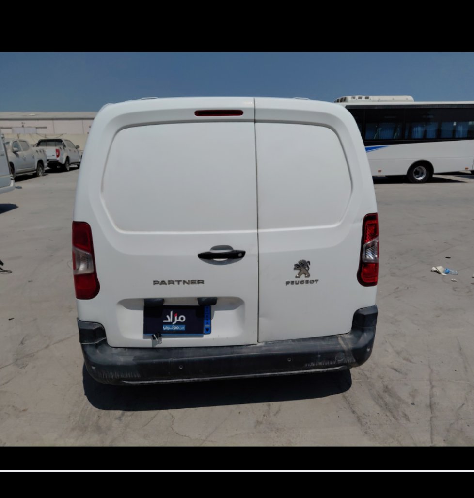 Peugeot  Partner  2021 image