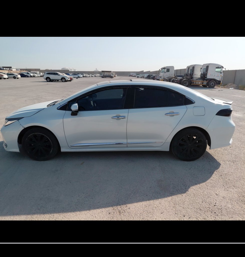 Toyota Corolla GLI M/R  2022 image