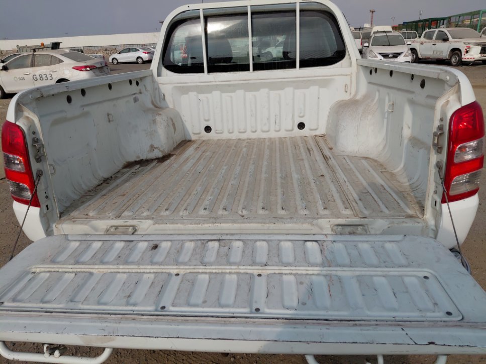 ميتسوبيشي L200  2018 image