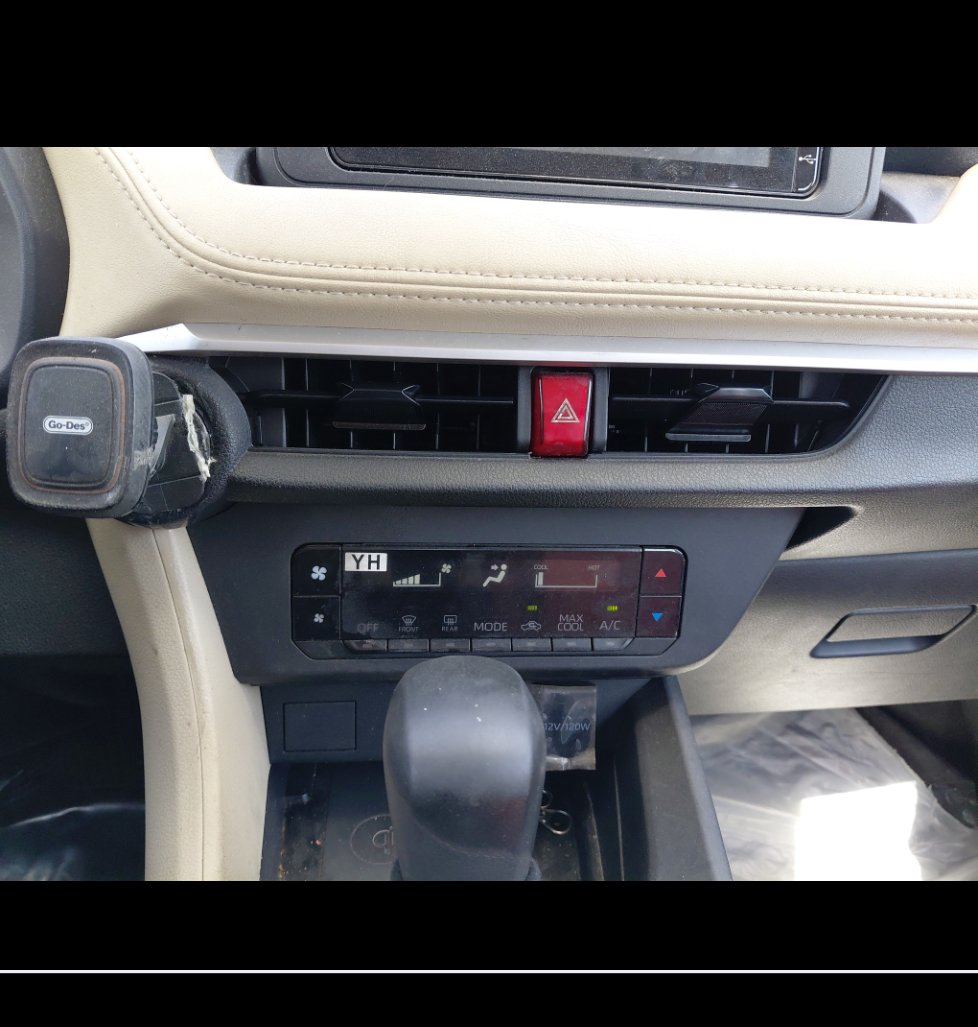 Toyota Yaris Y PLUS 2023 image