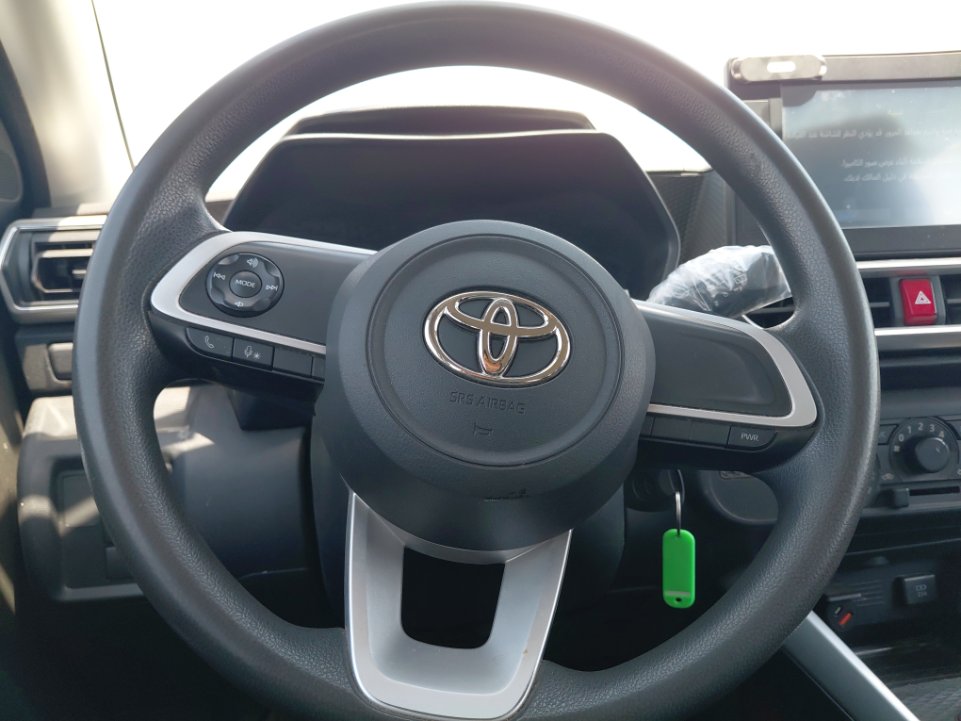 Toyota RAIZE XLE 2024 image