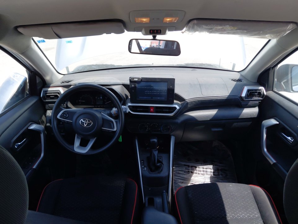 Toyota RAIZE XLE 2024 image