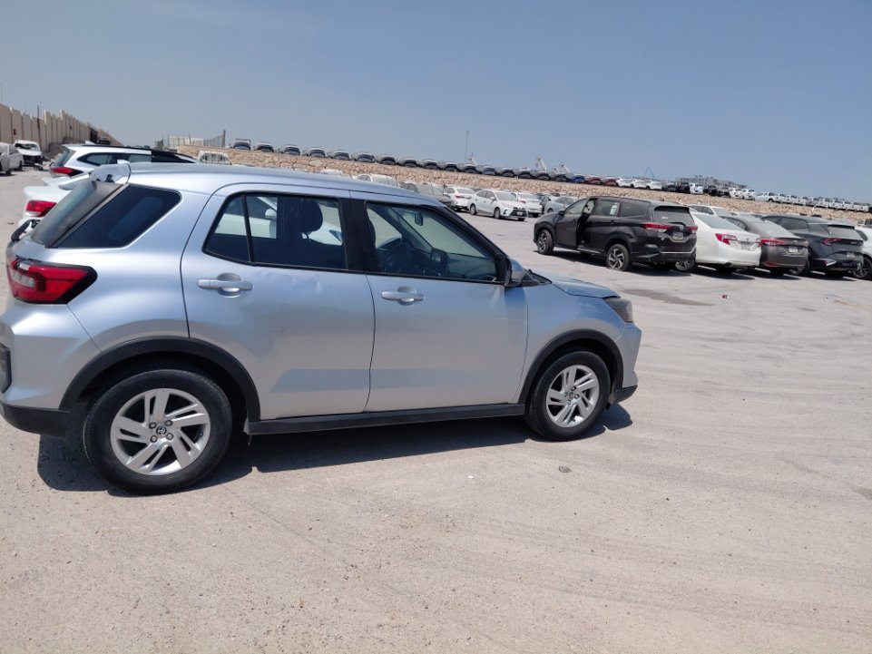 Toyota RAIZE XLE 2024 image