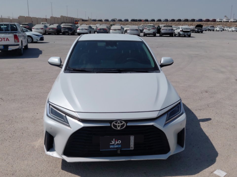 Toyota Yaris Y PLUS  2023