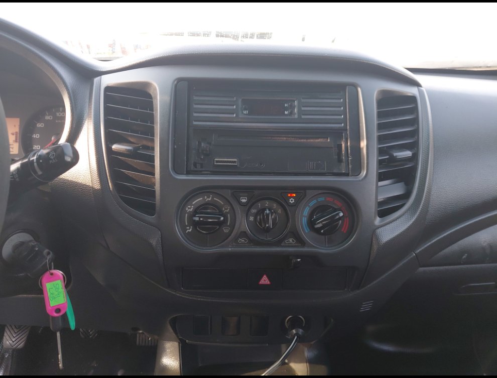 Mitsubishi L200  2020 image