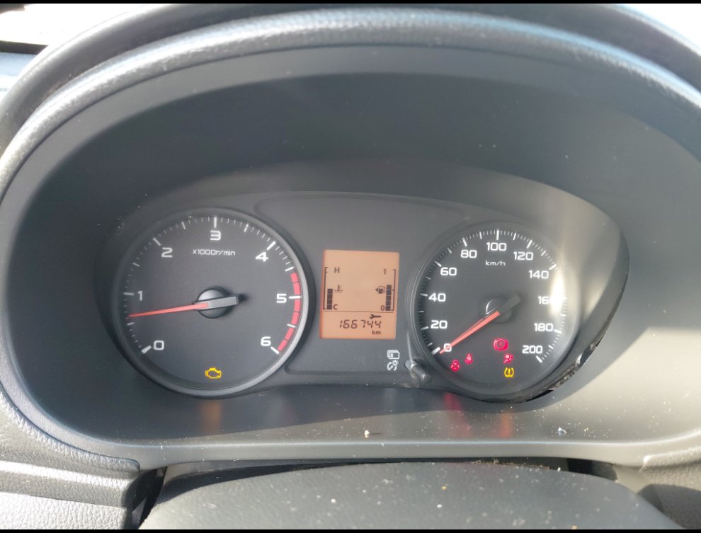 Mitsubishi L200  2020 image