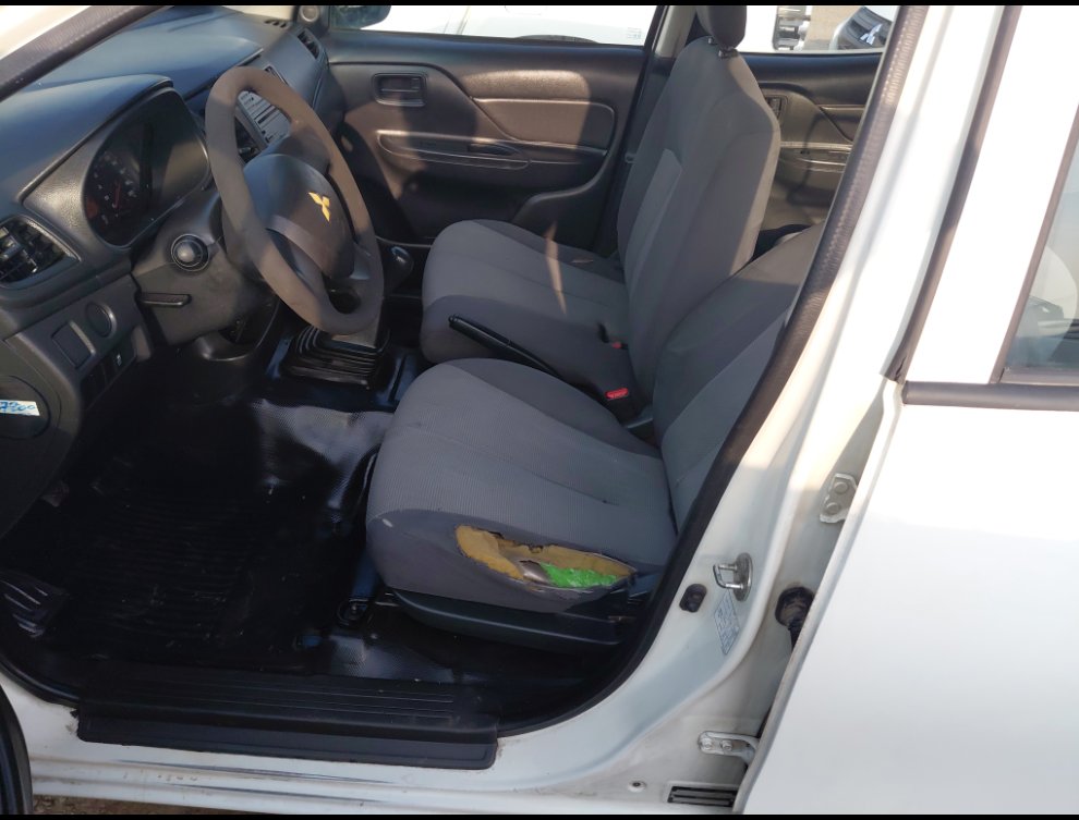 Mitsubishi L200  2020 image