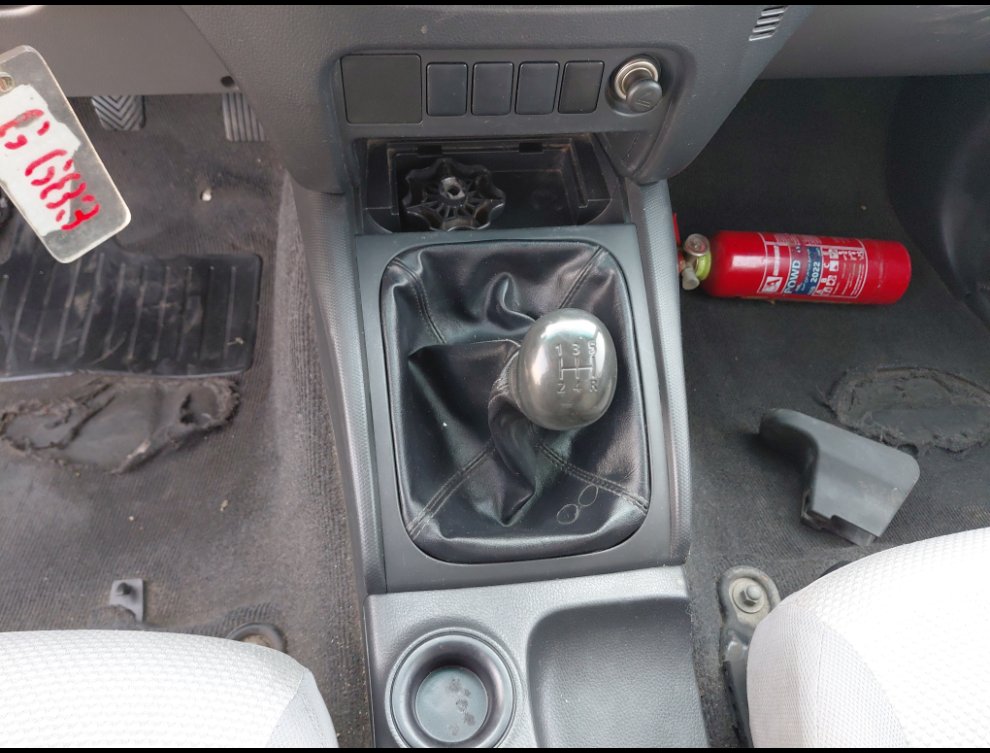 ميتسوبيشي L200  2017 image