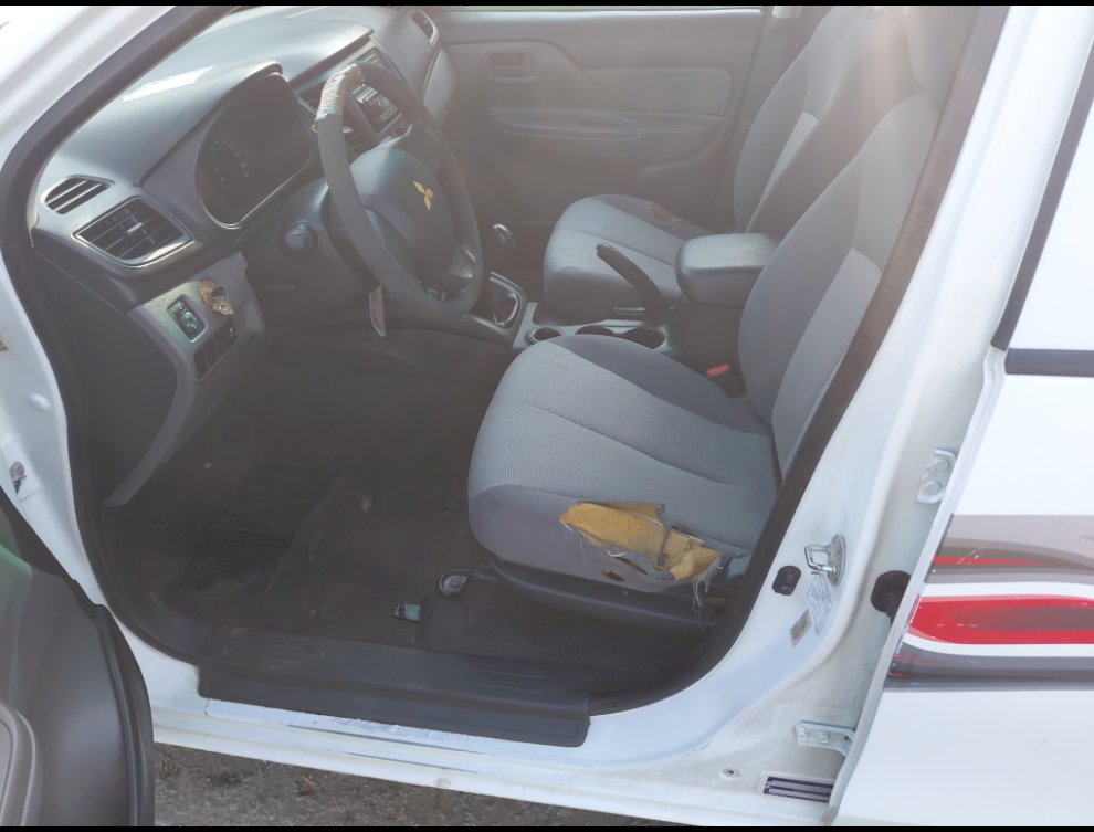 ميتسوبيشي L200  2017 image