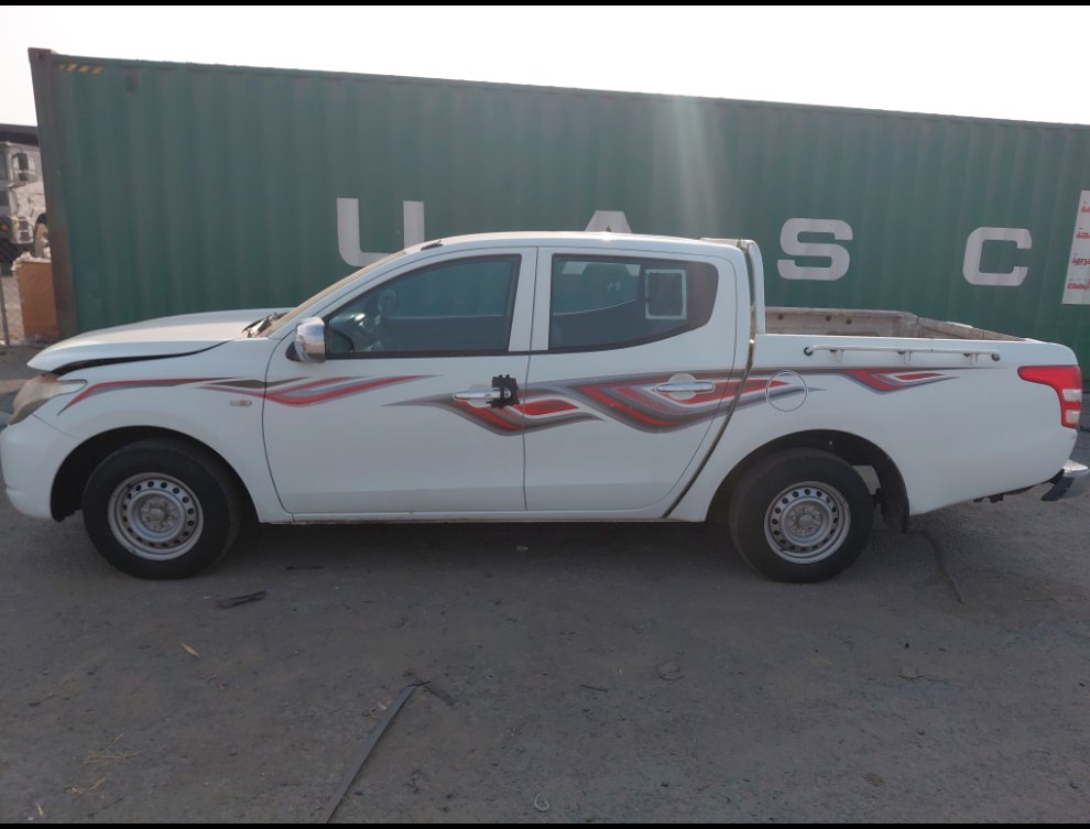 ميتسوبيشي L200  2017 image