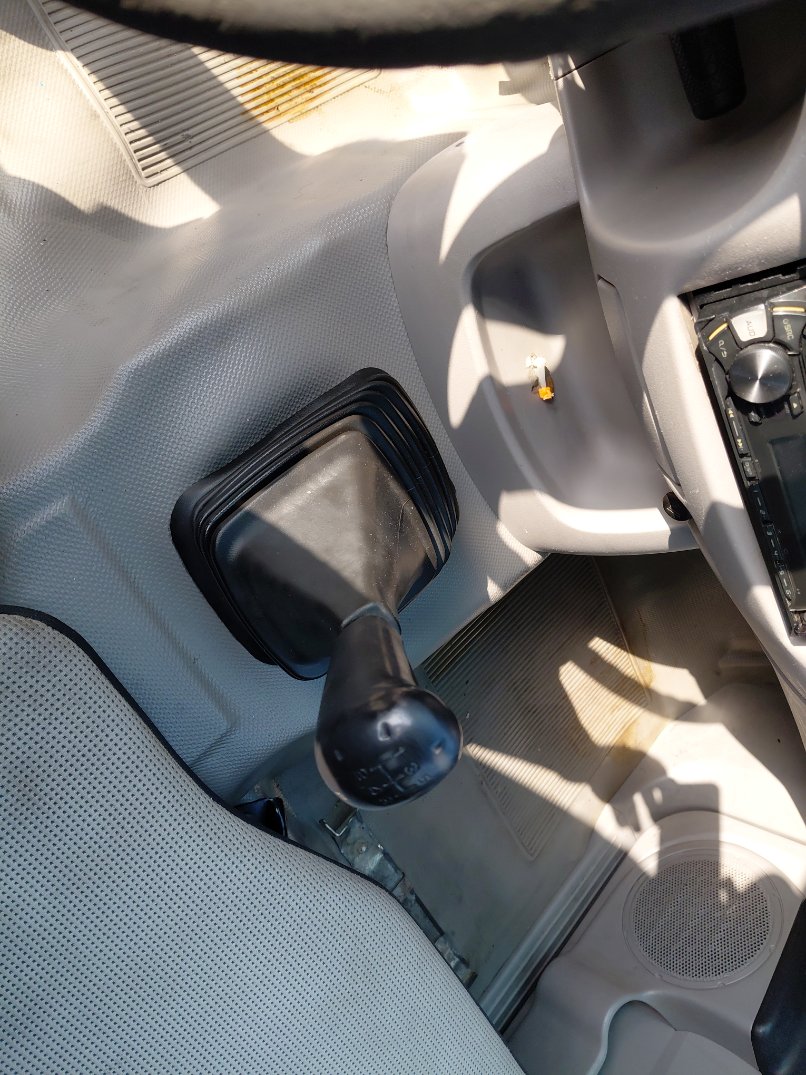 ميتسوبيشي L200  2015 image