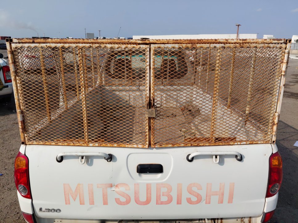 ميتسوبيشي L200  2015 image