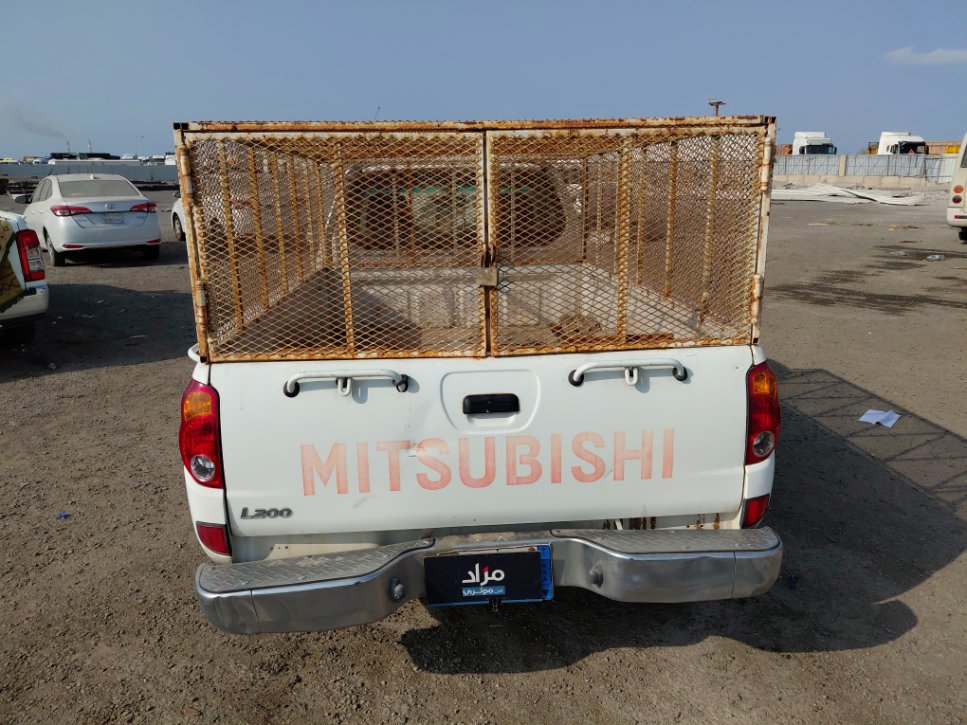 ميتسوبيشي L200  2015 image