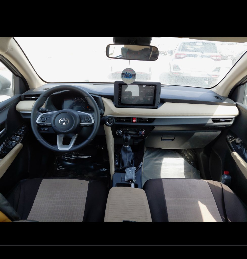 Toyota Yaris YX 2023 image