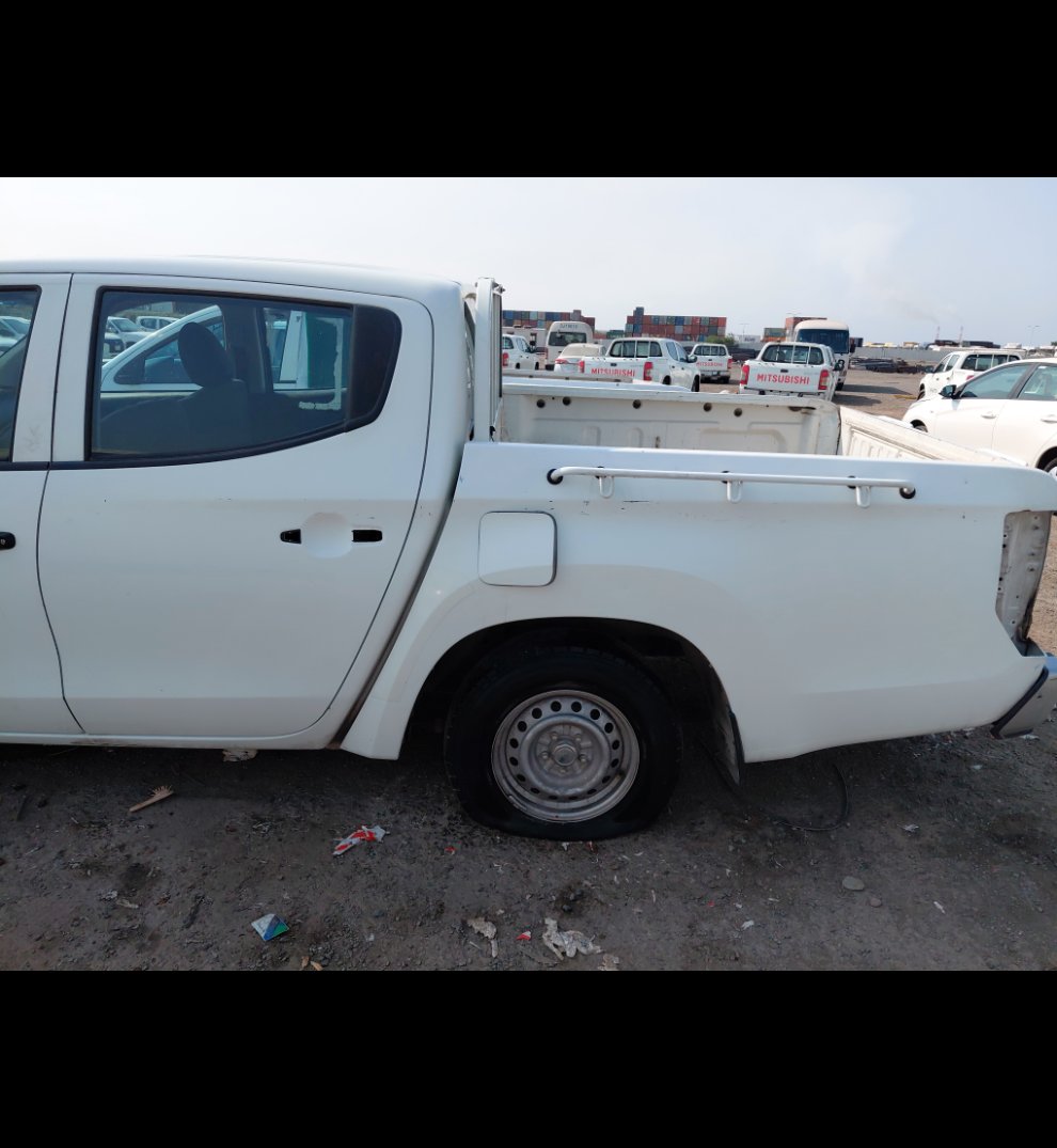 ميتسوبيشي L200  2020 image