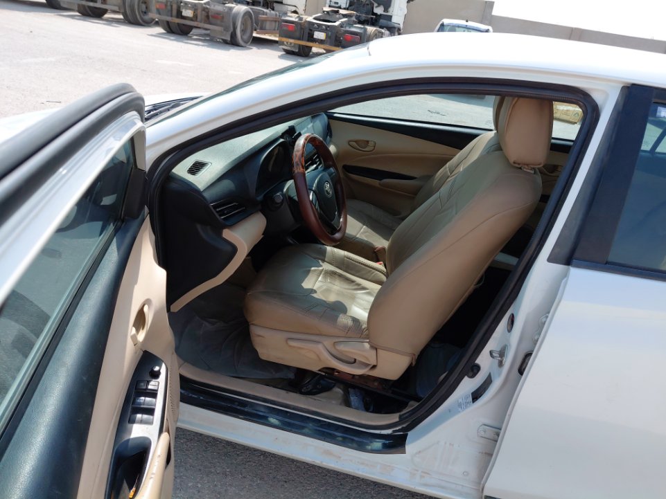 Toyota Yaris Y FLT  2022 image