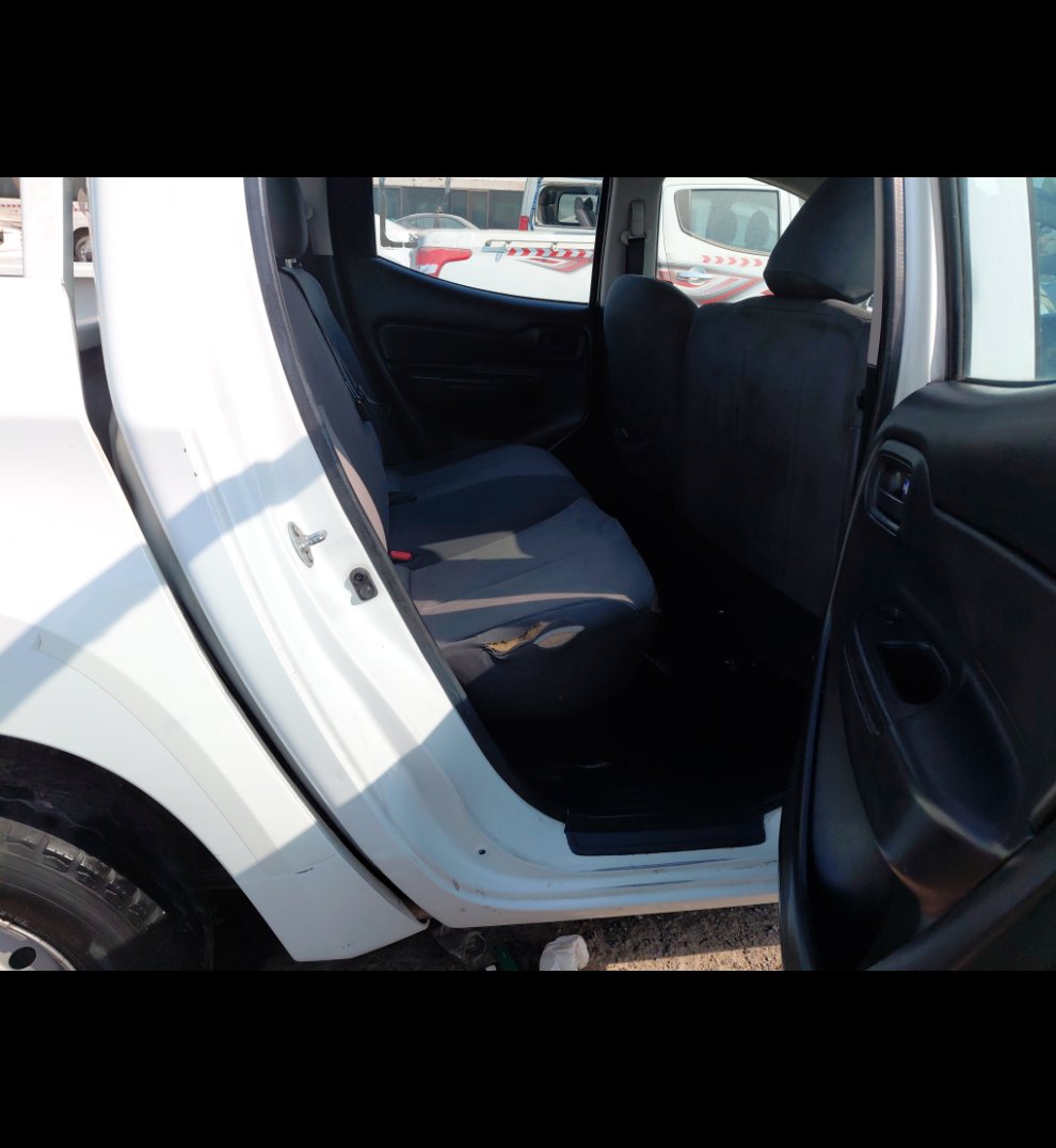 ميتسوبيشي L200  2020 image