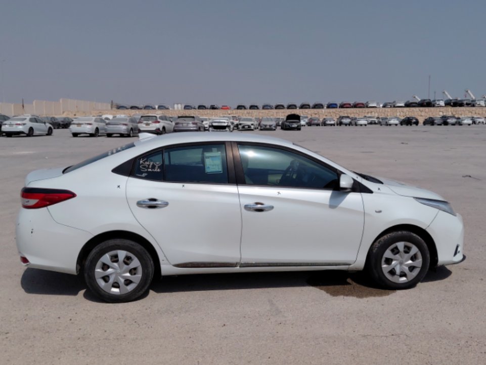 Toyota Yaris Y FLT  2022 image