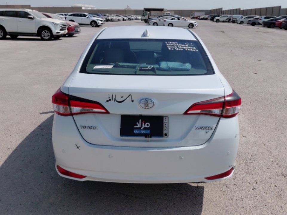 Toyota Yaris Y FLT  2022 image