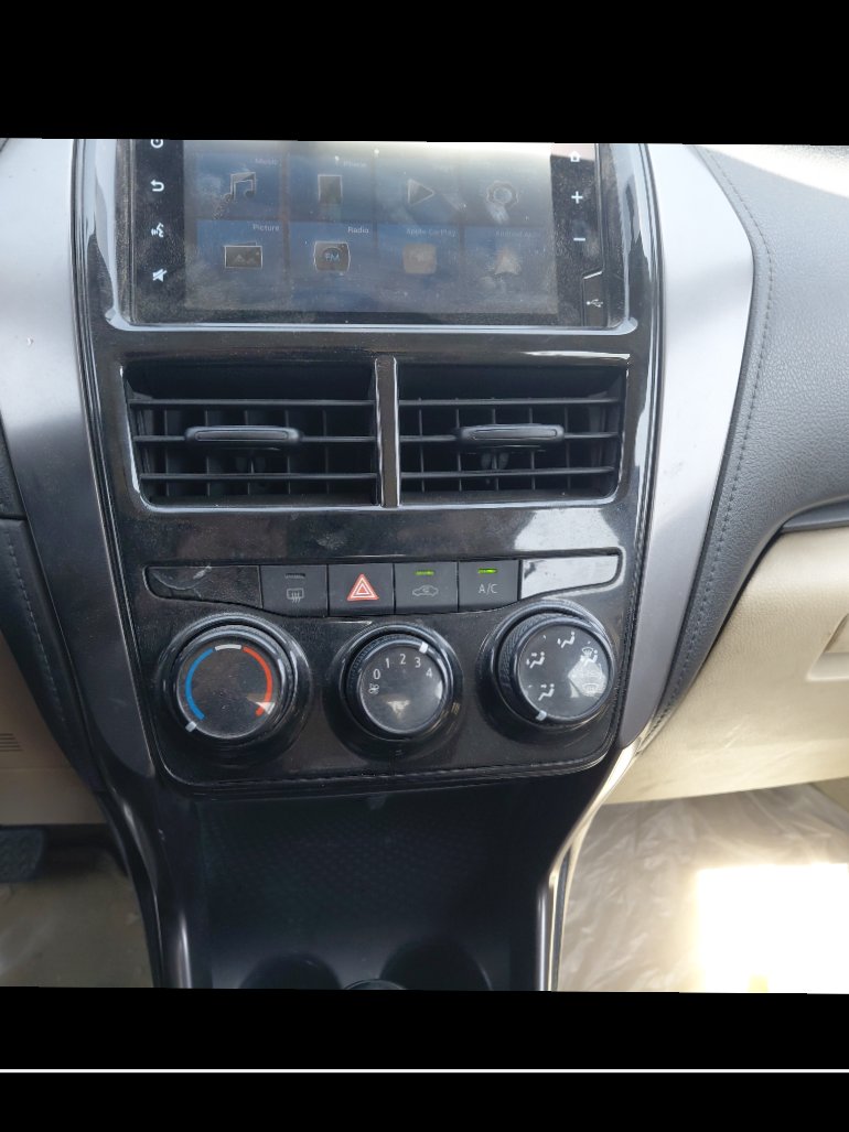 Toyota Yaris Y2 2022 image