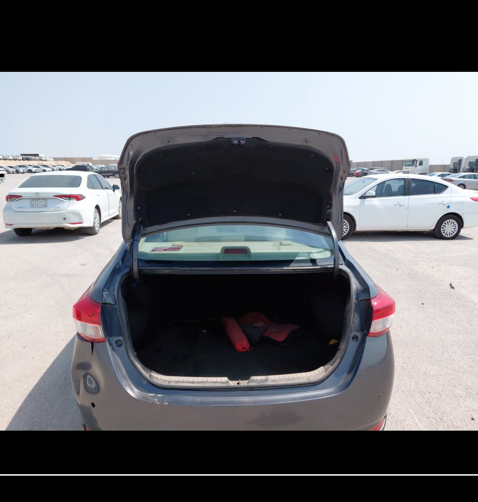 Toyota Yaris Y2 2022 image