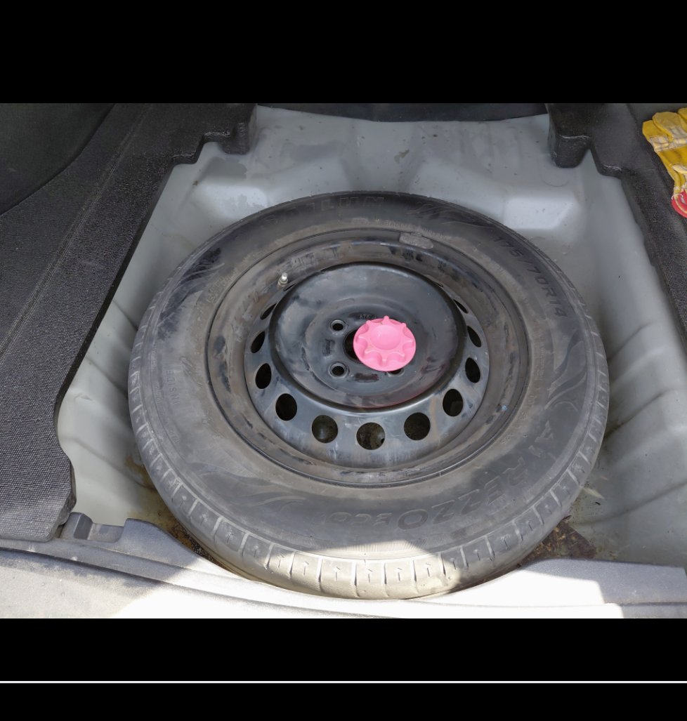 Toyota Yaris Y2 2022 image