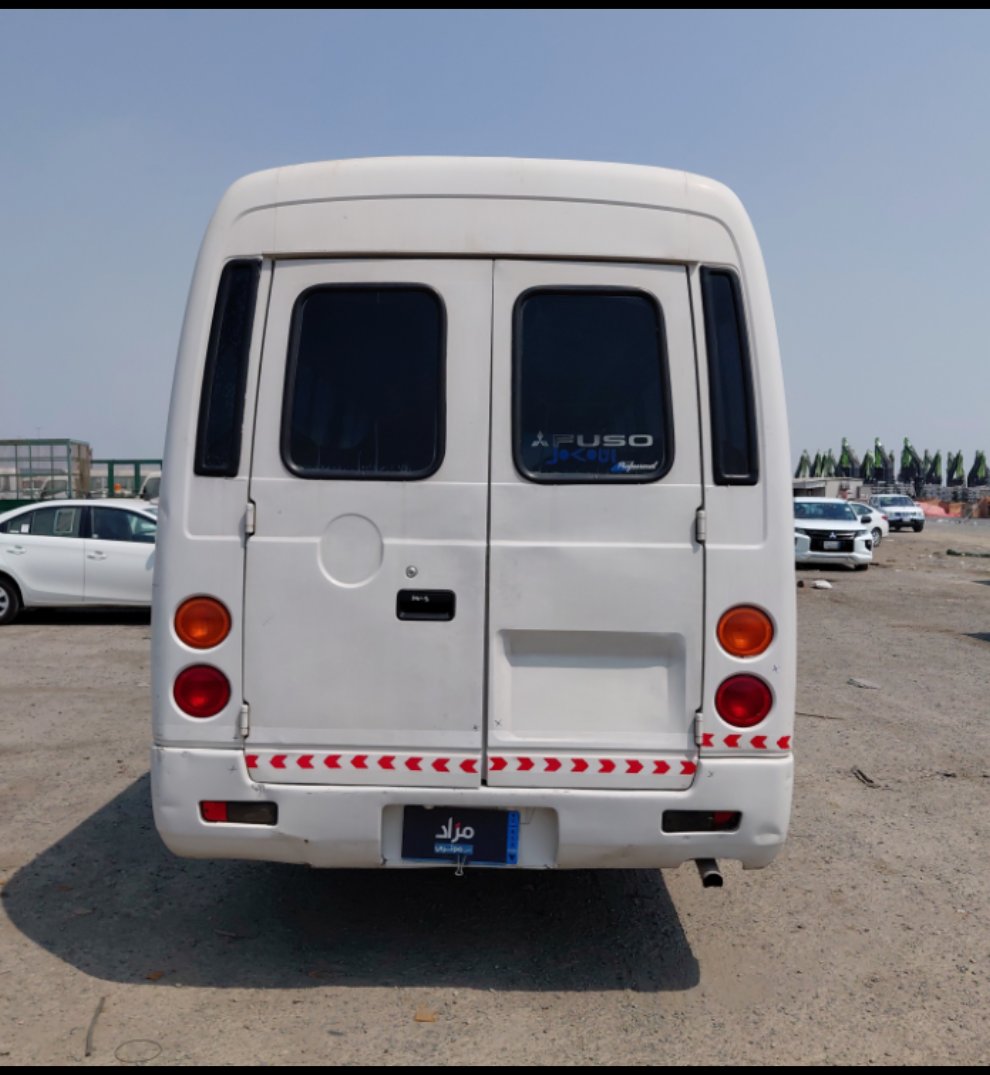 ميتسوبيشي روزا  2014 image