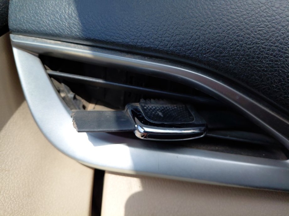 تويوتا يارس SD Y 2019 image