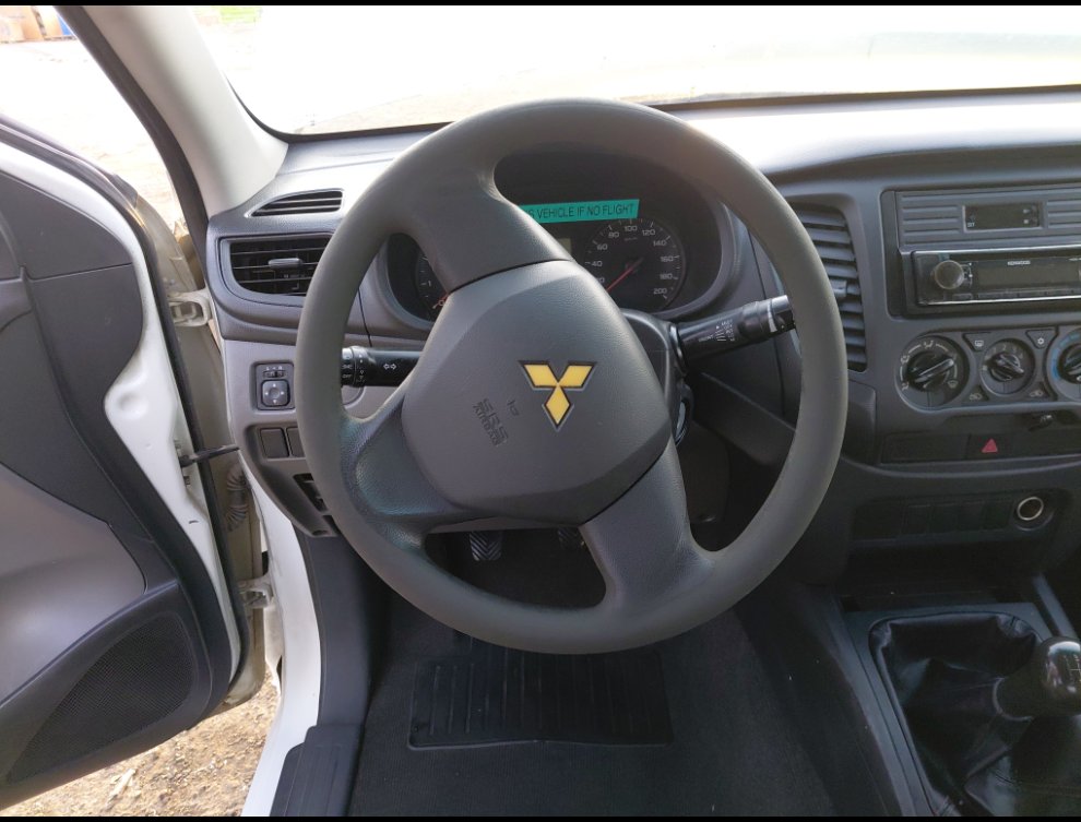 ميتسوبيشي L200  2017 image