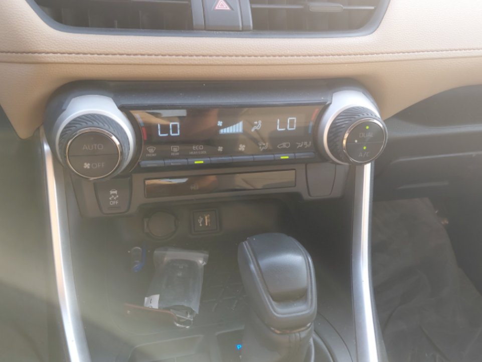 Toyota RAV4 LE HEV SPORT 2023 image