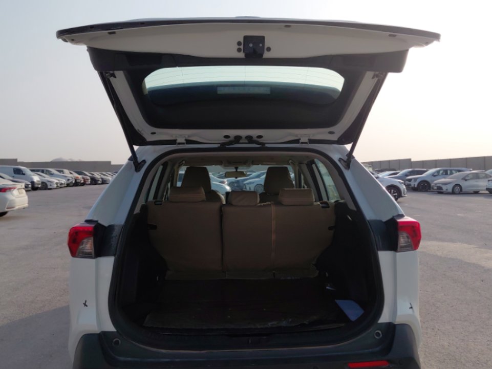 Toyota RAV4 LE HEV SPORT 2023 image