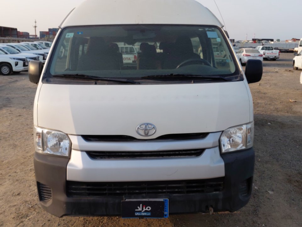 Toyota Hiace Bus  2017