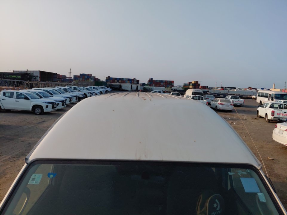 Toyota Hiace Bus  2017 image