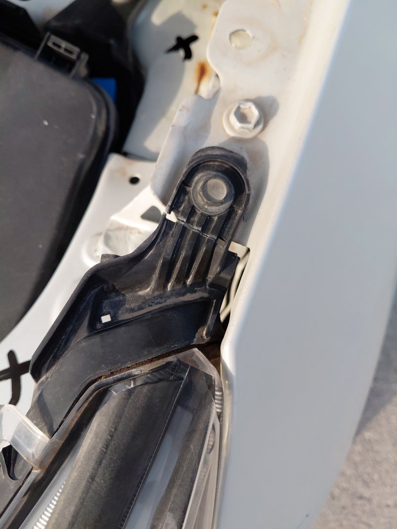 Toyota RAV4 LE HEV SPORT 2023 image