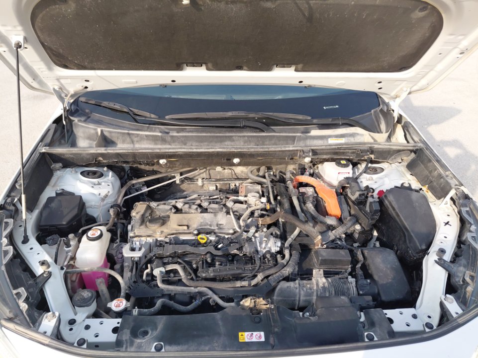 Toyota RAV4 LE HEV SPORT 2023 image