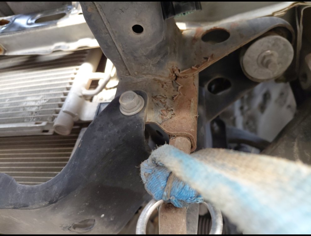 ميتسوبيشي L200  2017 image