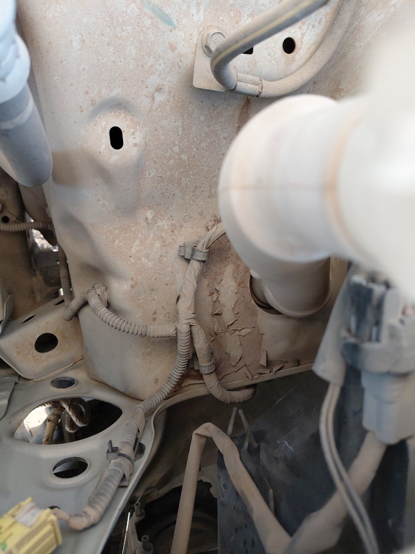 ميتسوبيشي L200  2017 image