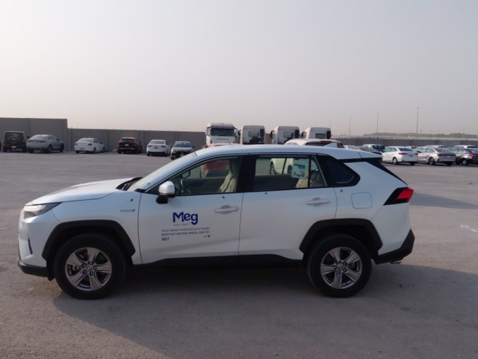 Toyota RAV4 LE HEV SPORT 2023 image